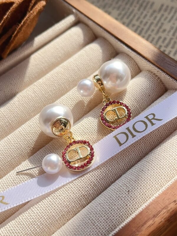 Fashion Women Gold Metal White Pearls Diamond Earring