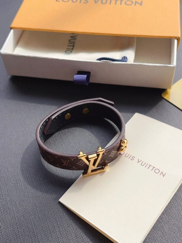 Fashion Gold Metal Flower Leather Bracelet - Image 11
