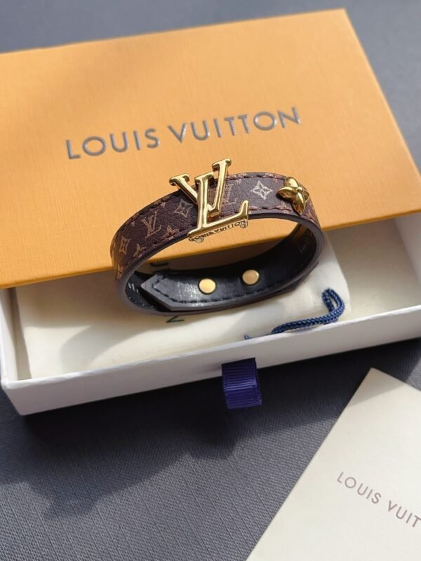 Fashion Gold Metal Flower Leather Bracelet - Image 2