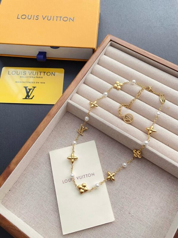 Fashion Women Gold Letter Floral Necklace - Image 5