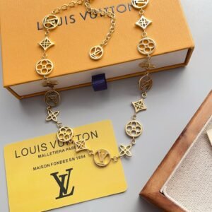 Fashion Gold Metal Pattern Lace Necklace