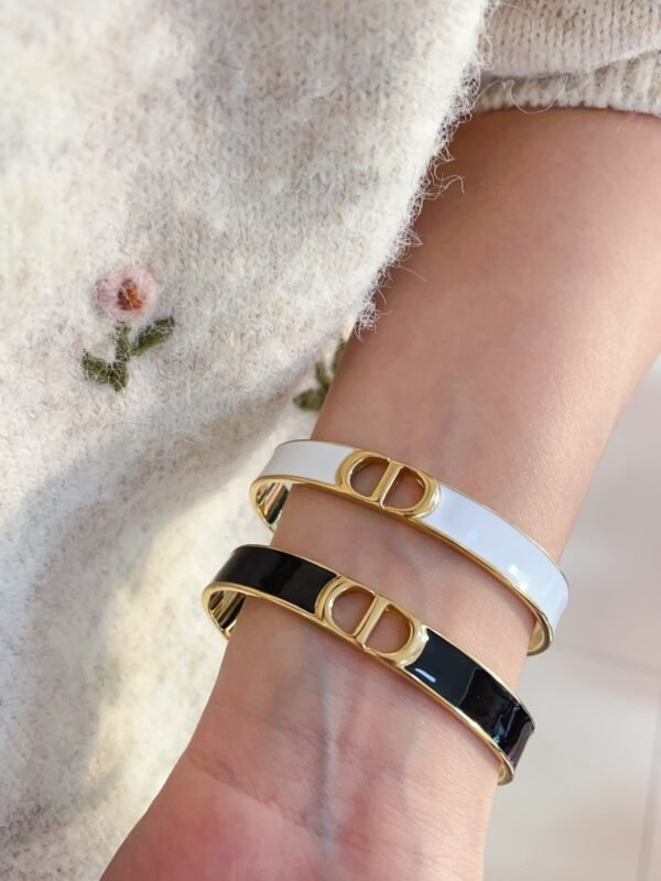 C D Gold Finish Metal Black White Lacquer Bangle - Image 5