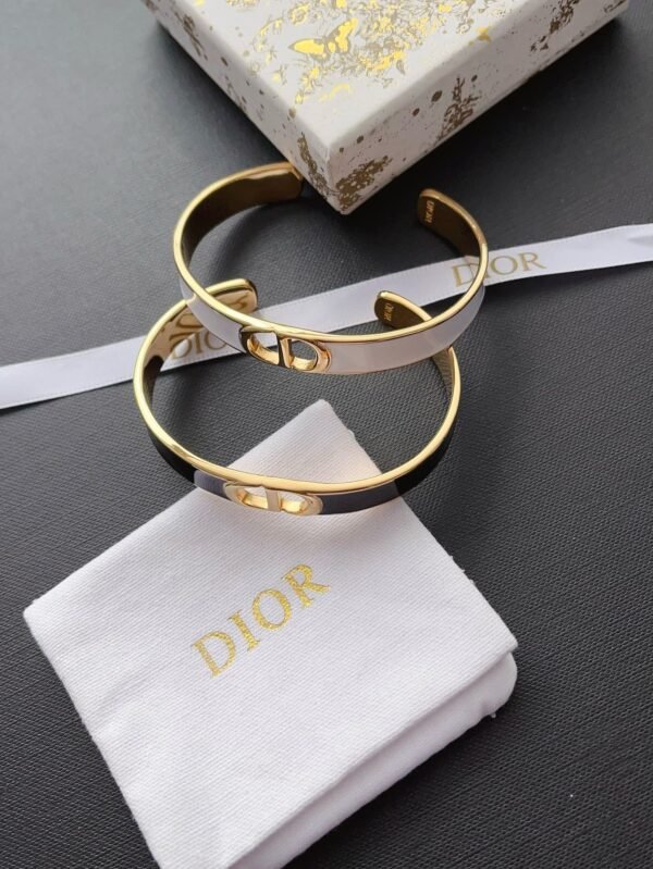 C D Gold Finish Metal Black White Lacquer Bangle - Image 13