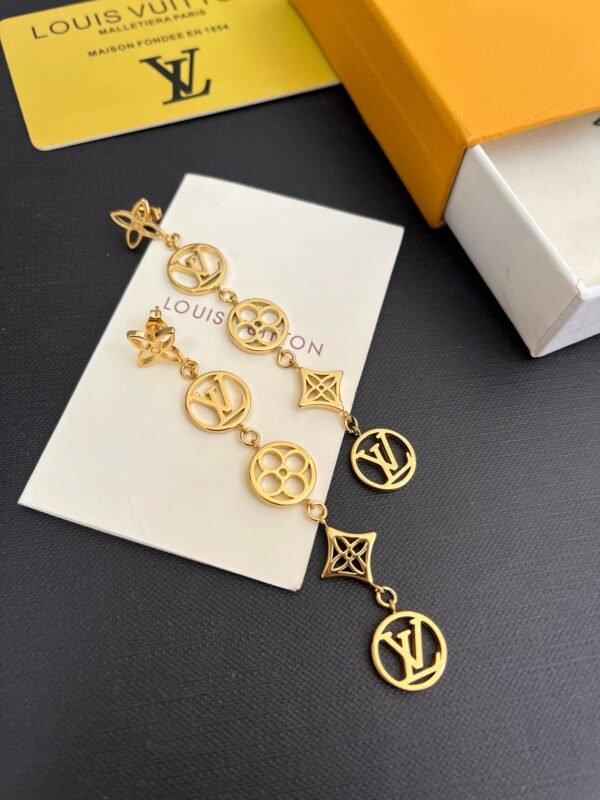 Fashion Gold Tone Metal Flower Lace Earring