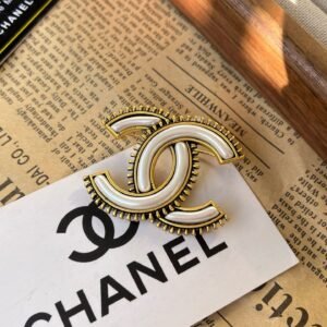 Vintage Gold Metal White Enamel Brooch