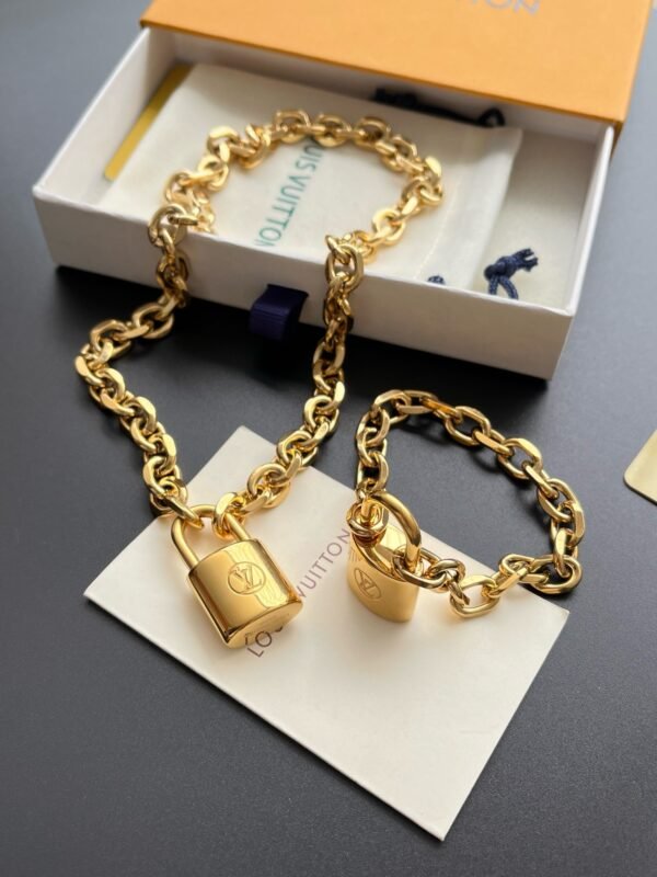 Gold Lockit Bracelet - Image 10