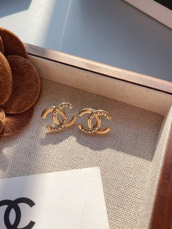 Fashion Women 18K Gold Letter Plated Earring - Image 2