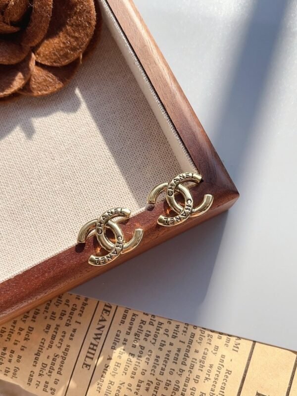 Fashion Women 18K Gold Letter Plated Earring - Image 6
