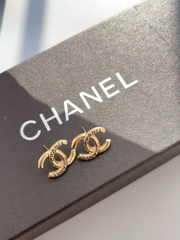 Fashion Women 18K Gold Letter Plated Earring - Image 7