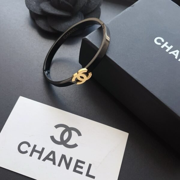 Fashion Gold Finish Metal Black Lacquer Bangle - Image 9