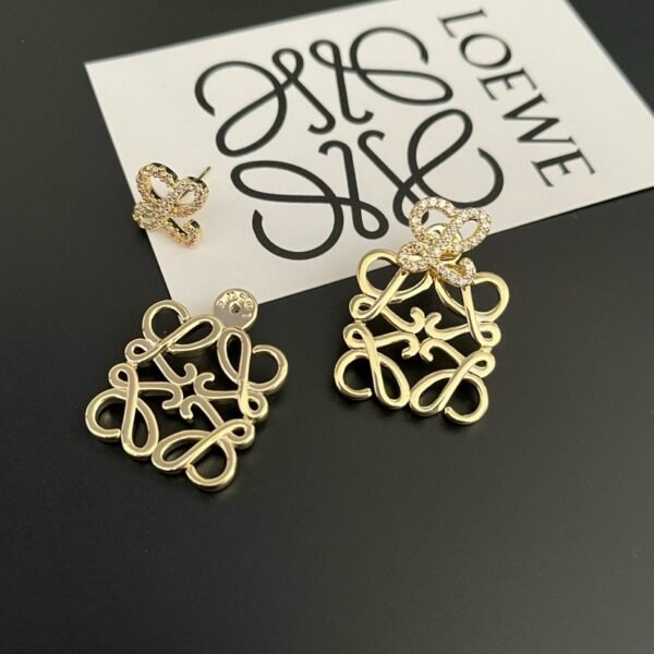L Pavé Anagram Stud Earring - Image 8