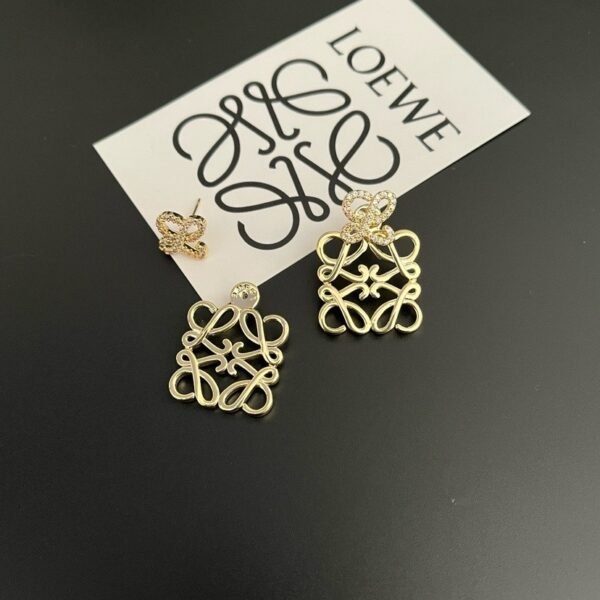 L Pavé Anagram Stud Earring - Image 9