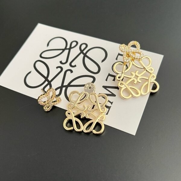 L Pavé Anagram Stud Earring - Image 10