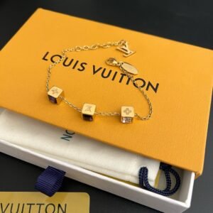 White Purple Diamonds Gold Bracelet