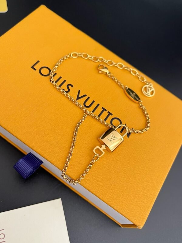 Gold Padlock Bracelet