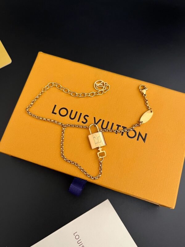 Gold Padlock Bracelet - Image 9