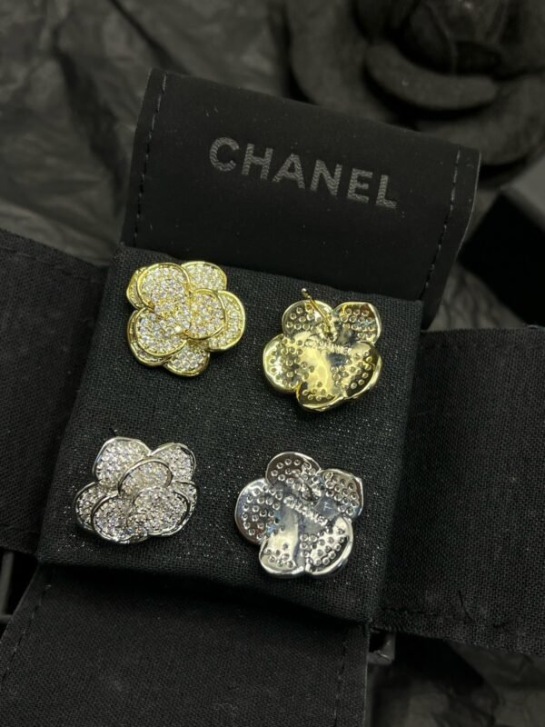 Rhinestone Crystals Gold Silver Camellia Earring - Image 6