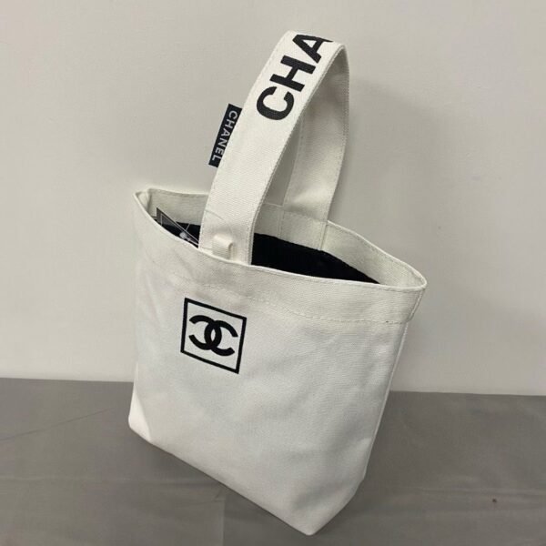 Black White Hand Carry Women's Fashion Bag