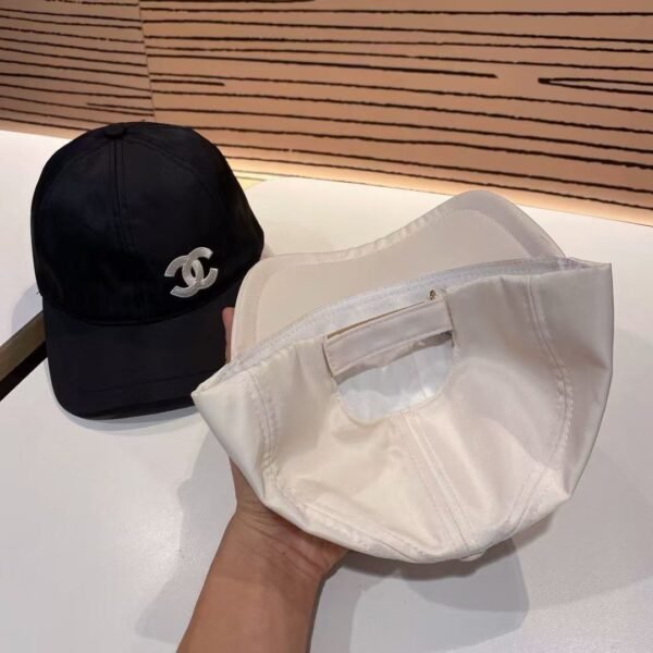 Black White Women's Fashion Hat - Image 4