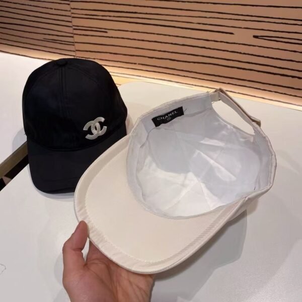 Black White Women's Fashion Hat - Image 5