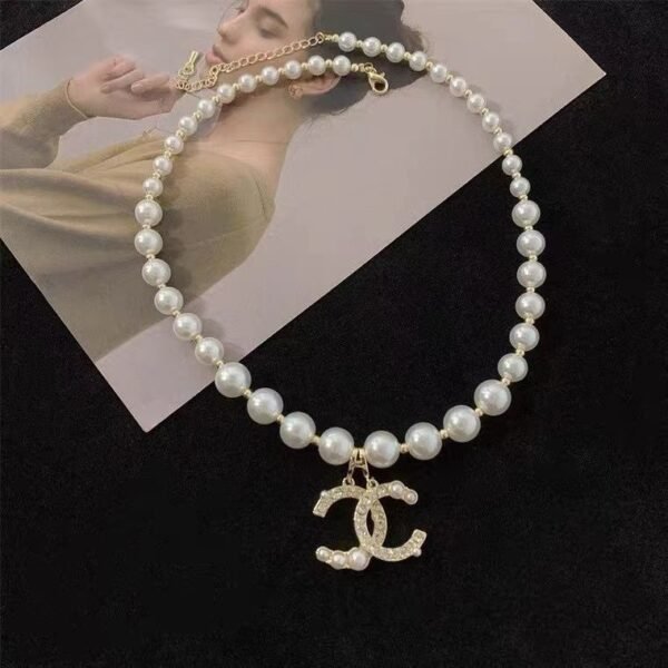 Fashion Vintage CC Pearl Rhinestones Necklace Earring - Image 3