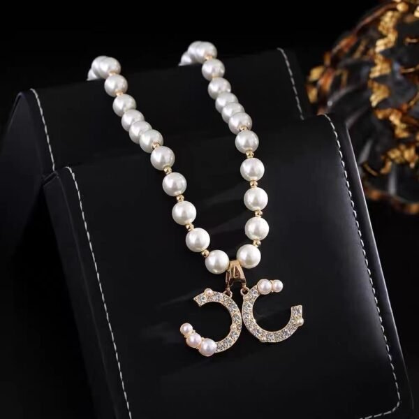 Fashion Vintage CC Pearl Rhinestones Necklace Earring - Image 8