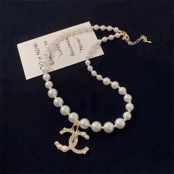 Fashion Vintage CC Pearl Rhinestones Necklace Earring - Image 4